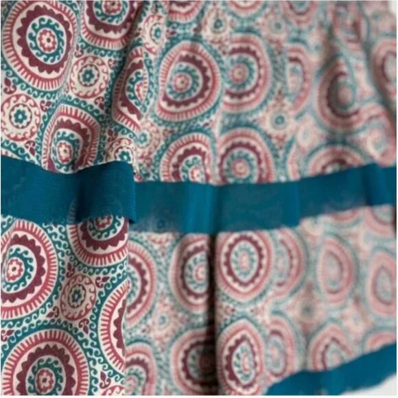 Garnet Hill Kids Girl's Layered Geo Print Skirt Size Medium - Picture 4 of 7